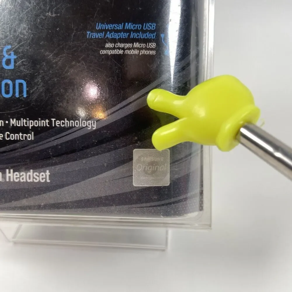 NEW Samsung HM1000 Wireless Bluetooth Headset w/ Charger